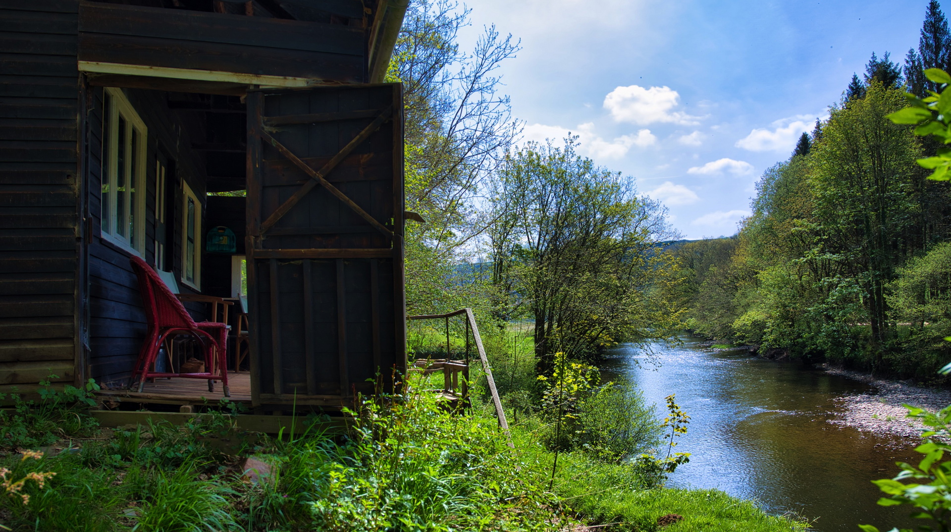 slide1-View_from_the_fishing_hut_at_Little_Warham